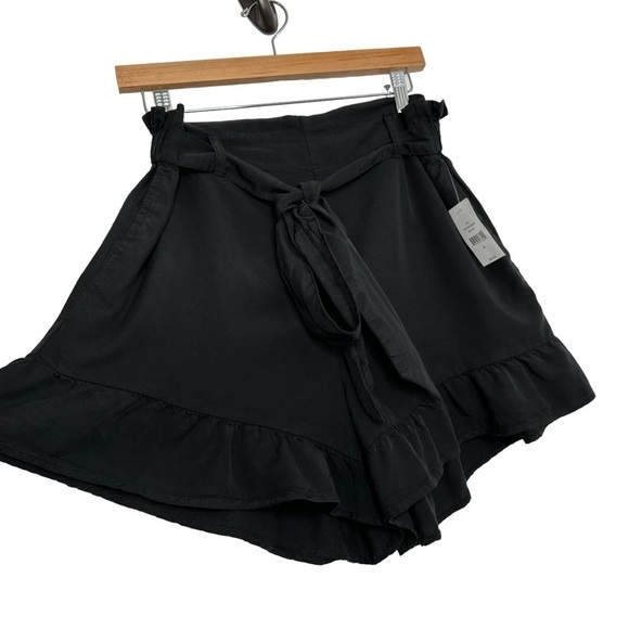 Saks Fifth Avenue Womens Tie Waist Ruffle Hem Shorts Size Medium Black Lyocell - Picture 3 of 6